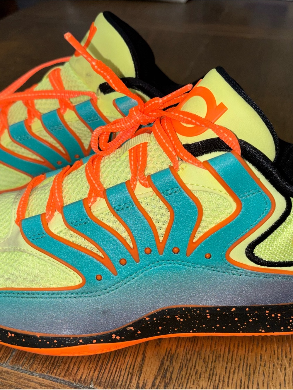 Nike KD 18 NRG Basketball Sneaker